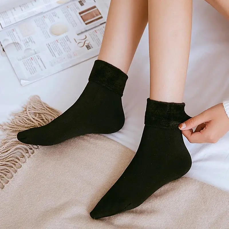 المرأة الجوارب الحرارية الثلوج - مراجعة Thermal Sock Wool وسعره